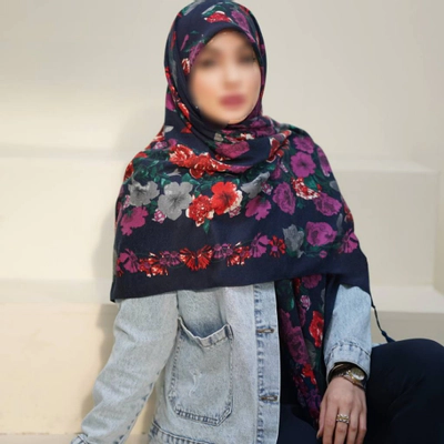 روسری نخ پنبه زمینه سورمه ای