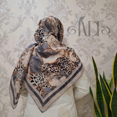 روسری نخی پلنگی طوسی