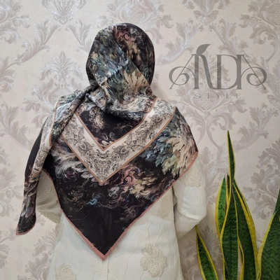 روسری نخ ژاکارد طرح طاووس