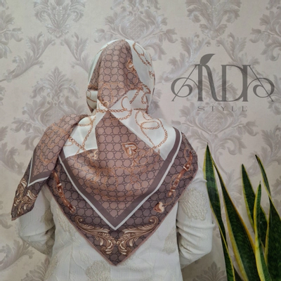 روسری نخی کرم طرح چارخونه