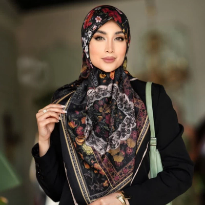 روسری ابریشم توییل طرح گل