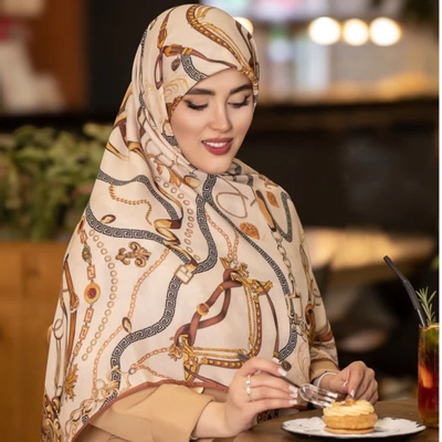 روسری سوپرنخ طرح ورساچه