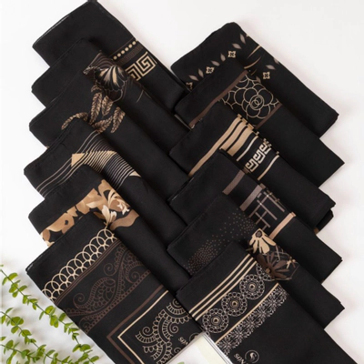 روسری کرپ حریر وسط ساده مشکی