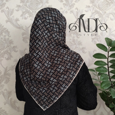 روسری کرپ نخ